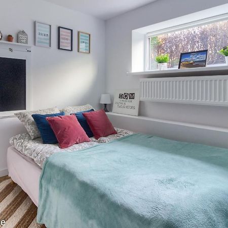 M&R Apartament Smart&Bright Batorego 16, Netflix, Free Wifi, Metro I Park Pole Mokotowskie, Stodola, Self Check-In, 5 Minut Od Centrum Warszawa Exteriör bild
